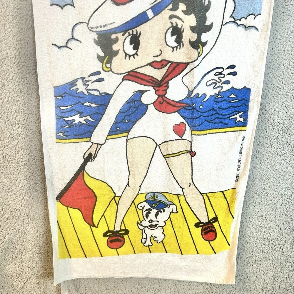 Vintage 80s Betty Boop Beach Towel king features syndicate artwork